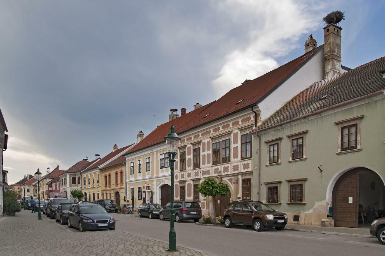 Logis 11 Apartments Rust Zewnętrze zdjęcie